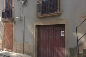 Casa su 2 PIANI indipendente c/o Municipio