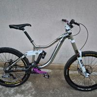 Kona operator dh