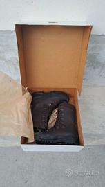 scarponi militari tg 39 e mezzo suola vibram 