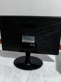 Monitor Samsung Nuovo + Tastiera + mouse + filo