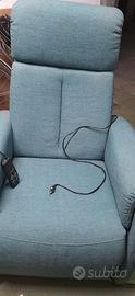 Poltrona alzapersona spazio relax