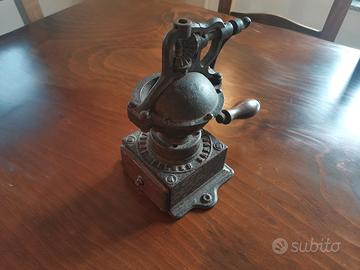 Macina-spezie antico