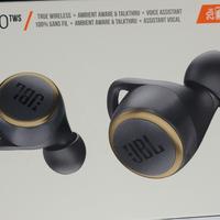 auricolari per telefono marca JBL 