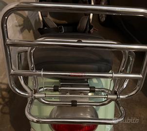 Porta pacchi per vespa modello ET