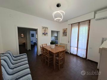 Rif. 32 trilocale a 100 metri dalla spiaggia