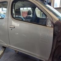 Porta ant dx nuda TOYOTA YARIS VERSO 2002