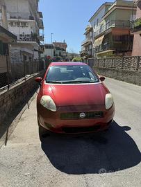 Auto Utilitaria
