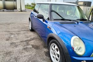 mini cooper 1,6 benzina leggere bene l annuncio