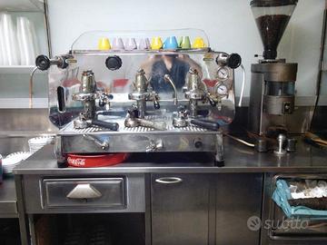 Macchina del caffè Faema e61, 3 gruppi+addolcitore