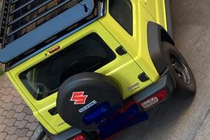 Suzuki jimny autocarro