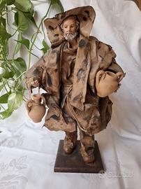 Statua cartapesta leccese con brocche Baldari