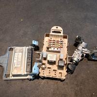 Kit centraline Toyota Yaris 2004 - 1.0 benzina