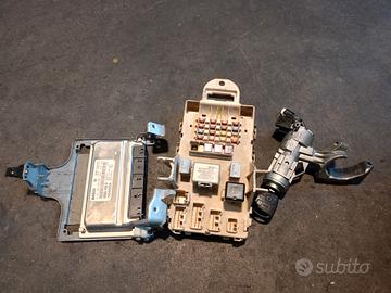 Kit centraline Toyota Yaris 2004 - 1.0 benzina