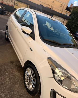 FORD KA+
