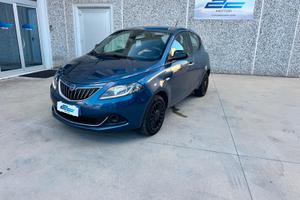Ypsilon 1.0 FireFly 5 porte S&S Hybrid Silver