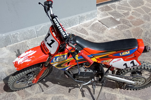 Moto cross Grizzly a marce