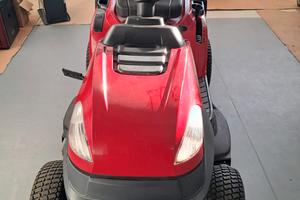 trattore taglia erba 