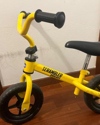 Bicicletta senza pedali