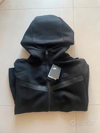 Felpa  nike tech nera