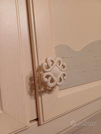 Cameretta a ponte con libreria e scrivania