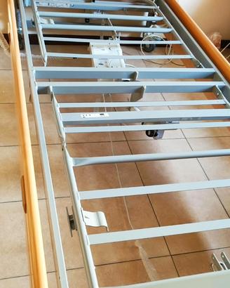 Letto ortopedico con sponde Invacare