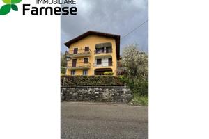 Appartamento di 138 m² con 4 locali e box auto a F