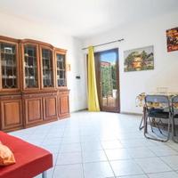 Recente e luminosa villetta bilivelli arredata