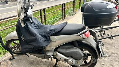 Aprilia Scarabeo 200 ie