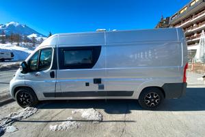 Camper puro furgonato Rapido V55 su Ducato
