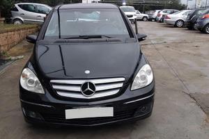 MERCEDES - Classe B - 200 CDI Chrome
