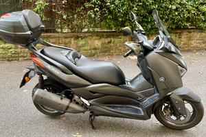 Yamaha Xmax 300