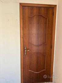 porte da interni artigianale colore noce