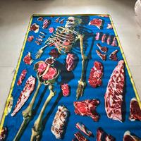 Toiletpaper tappeto arazzo Maurizio Cattelan