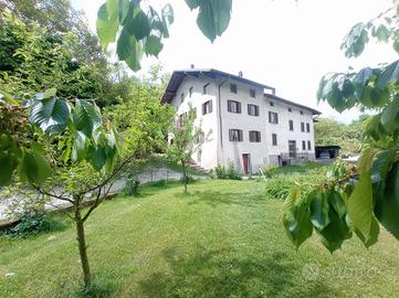 CASA SEMINDIPENDENTE A DRENA