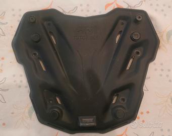 piastra Givi trekker rack S9B