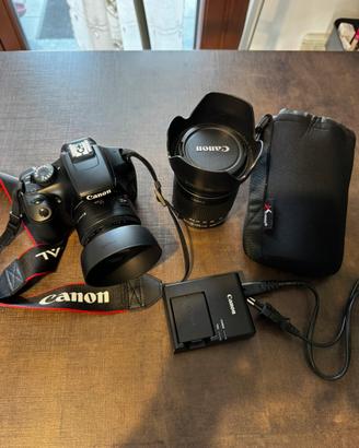 Canon eos 1100d con obiettivo 18-135 e 50mm 1.8