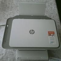 Stampante HP DeskJet 2700e