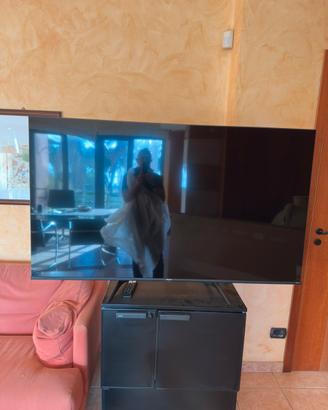 Hisense 65 pollici tipo 65 A6HG 50/60 HZ