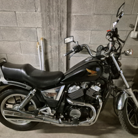 Honda custom VT 500