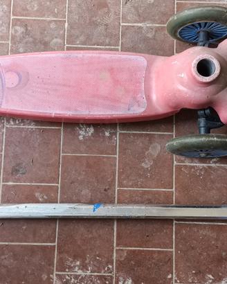 Monopattino 3 ruote bimbo/a