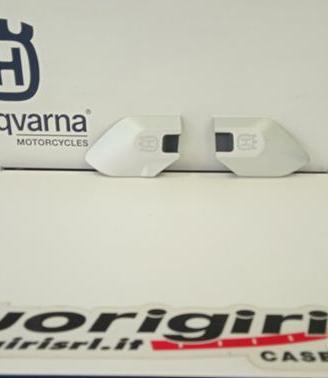 PARATALLONE HUSQVARNA SVARTPILEN E VITPILEN 701