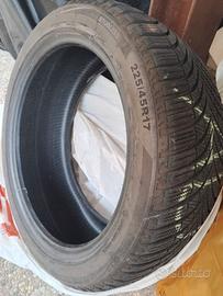 gomme da neve 225/45R17