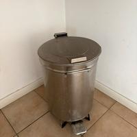 Pattumiera inox con pedale
