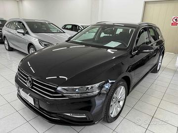 VOLKSWAGEN Passat Variant 2.0 TDI SCR EVO DSG Bu