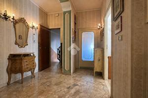 4 LOCALI A ASCOLI PICENO