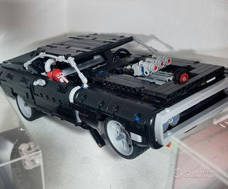 LEGO Technic Dom's Dodge Charger (42111) Montata.