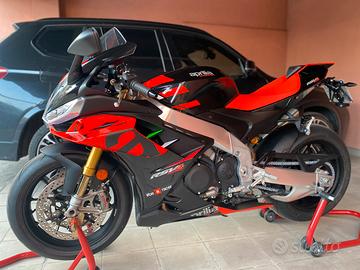 APRILIA RSV4 FACTORY