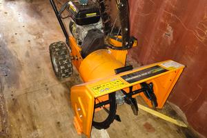 macchina spazzatura neve,erba, foglie 