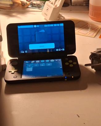 Nintendo 2DS XL