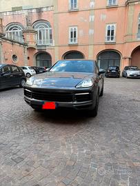 Cayenne Coupe’ Hybrid